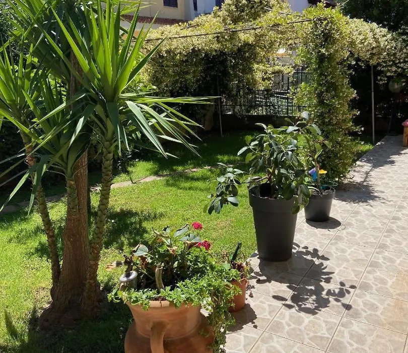 Villa dei Cedri-1